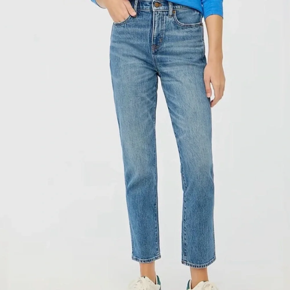J. Crew Women's Classic Vintage Straight Leg Blue Jeans Size 28 - Picture 1 of 6